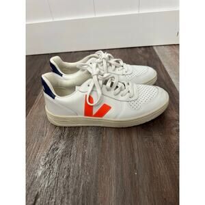 Veja V-10 leather sneakers in white with orange logo and navy blue heel tab sz 7